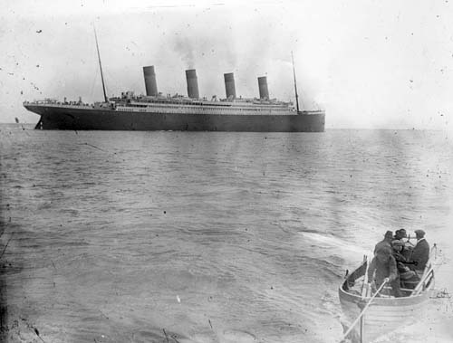 Титаник старое фото в море